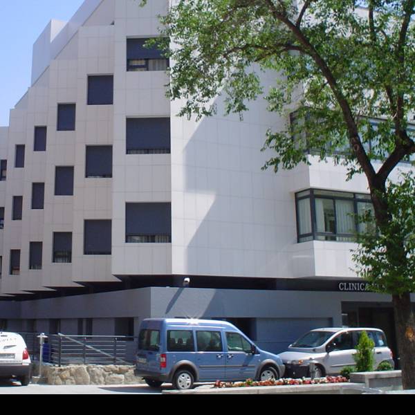 CL&Iacute;NICA NUEVO PARQUE